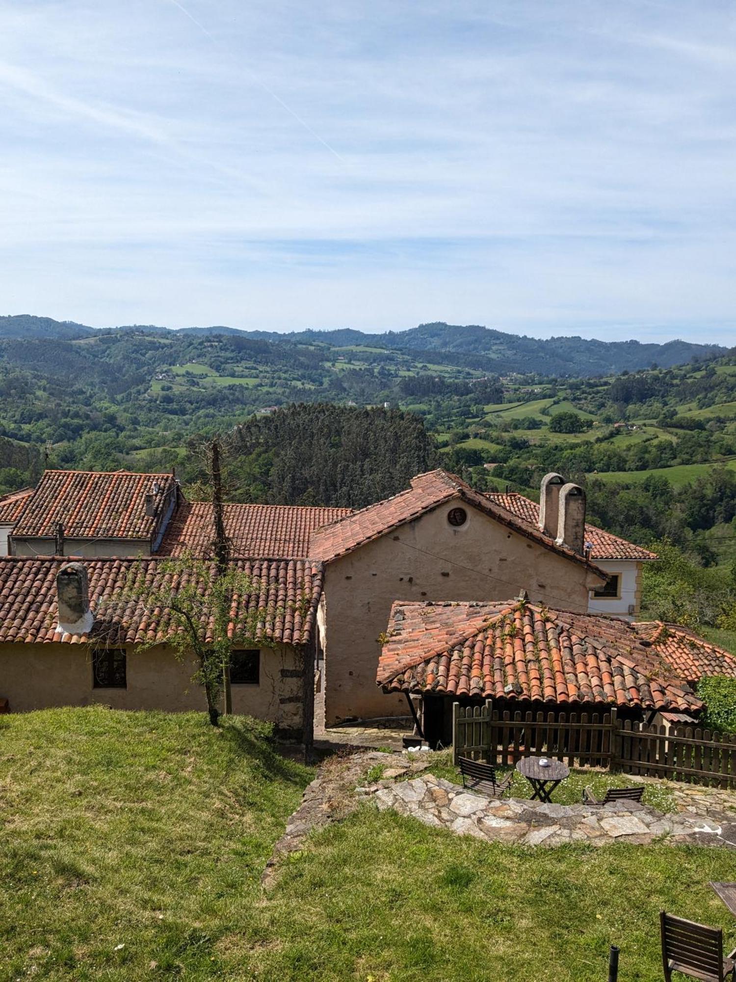 Las Casas De Isu Villaviciosa  Exterior photo