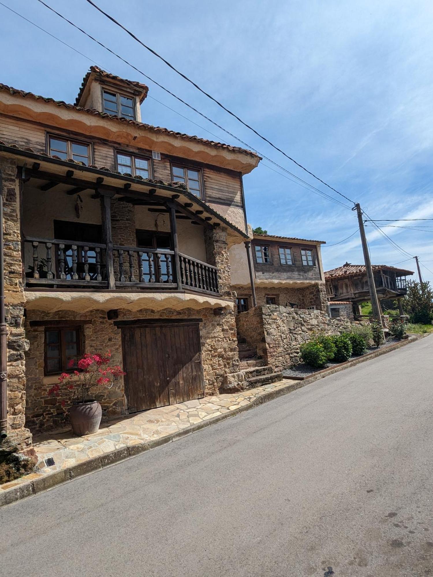 Las Casas De Isu Villaviciosa  Exterior photo